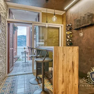 Romantic Lakefront Balcony - - Porto Vecchio 11 Apartment
