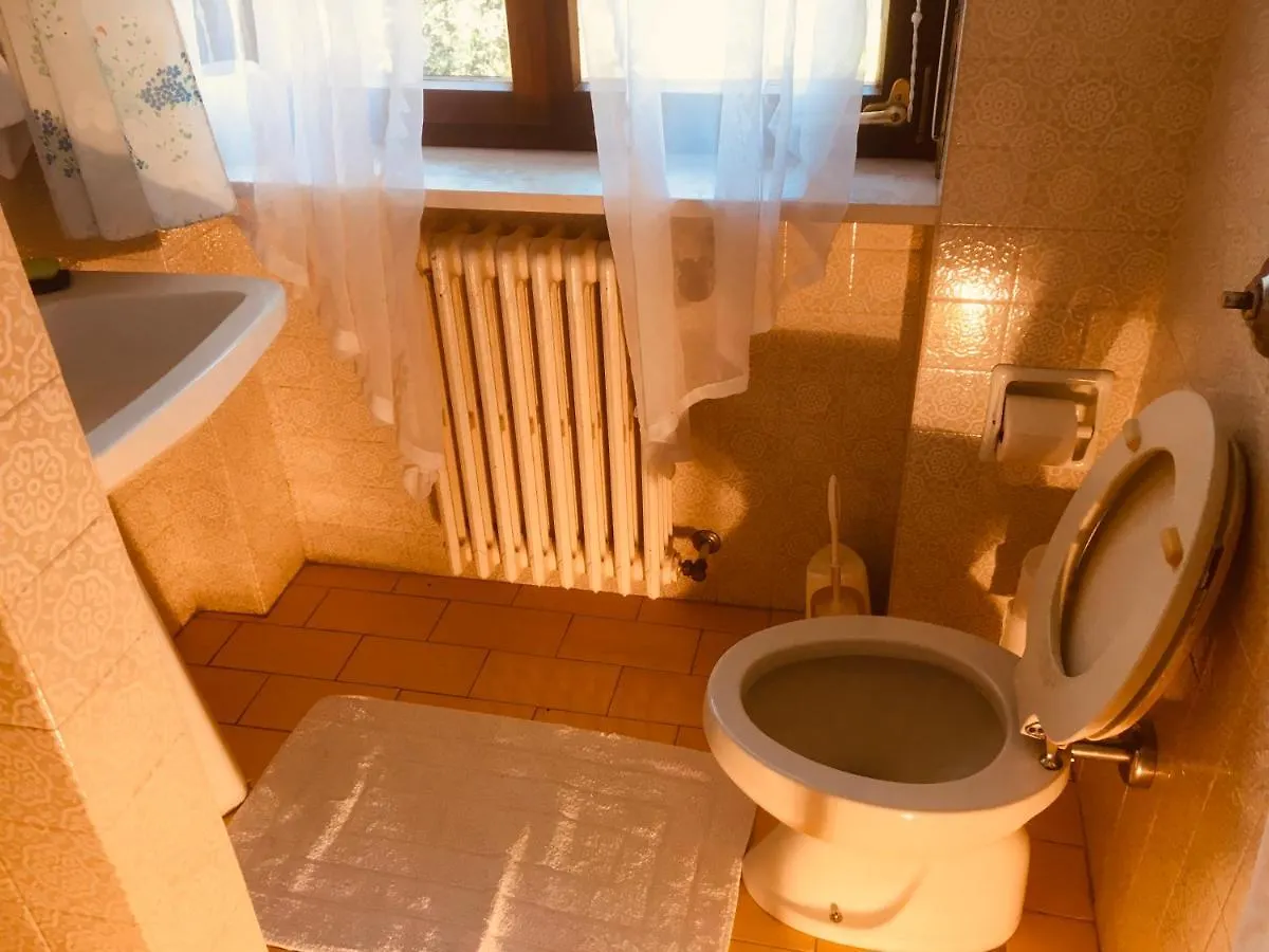 Wunderschoner Seeblick Villa In Cassone Malcesine